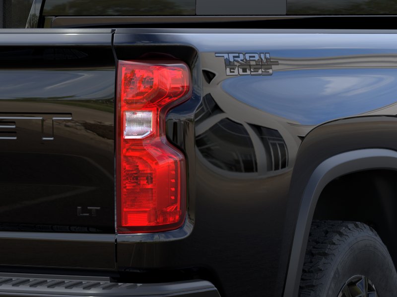 Thumbnail: 2026 Chevrolet Silverado 3500 - 18