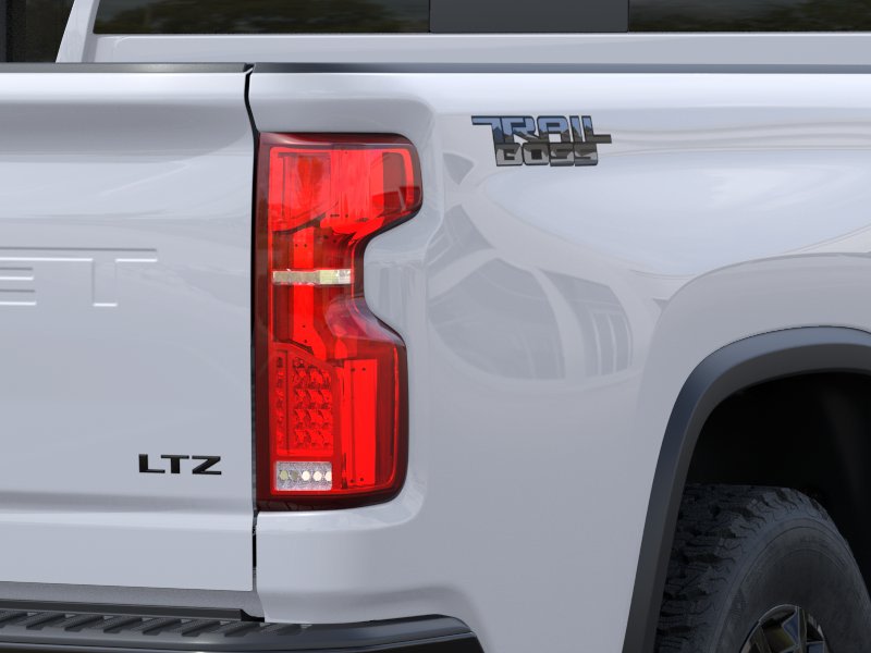 Thumbnail: 2026 Chevrolet Silverado 3500 - 18
