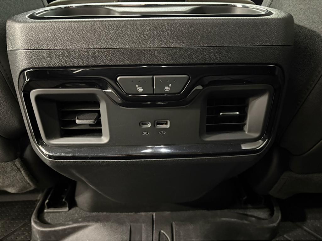 Thumbnail: 2026 Chevrolet Silverado 2500 - 26