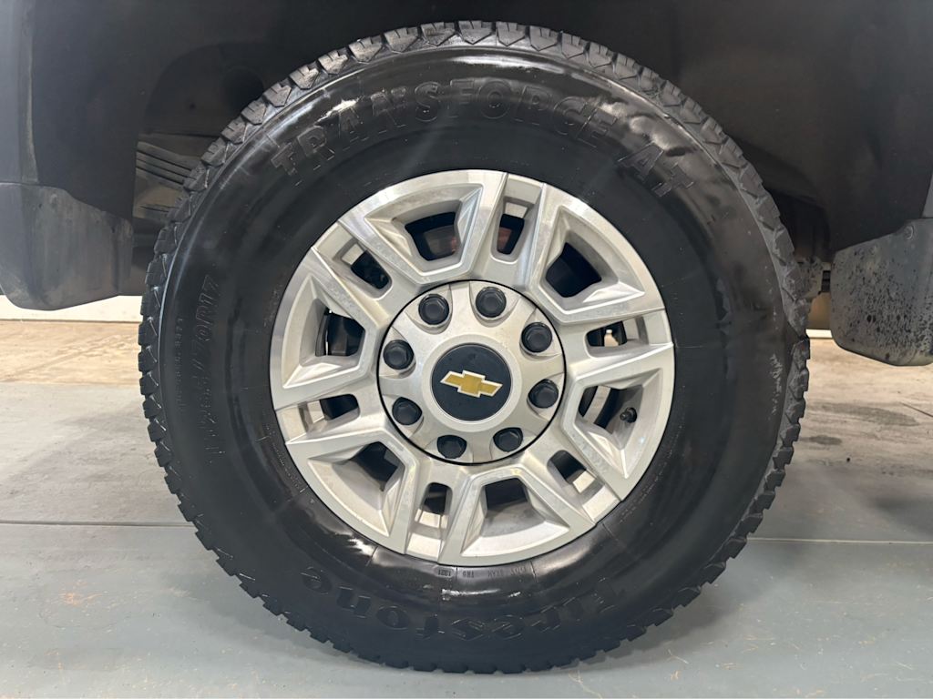 Thumbnail: 2021 Chevrolet Silverado 2500 - 18