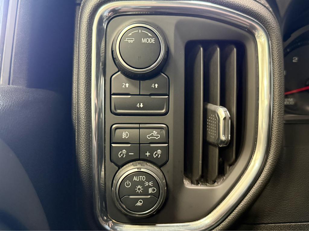 Thumbnail: 2022 Chevrolet Silverado 2500 - 28