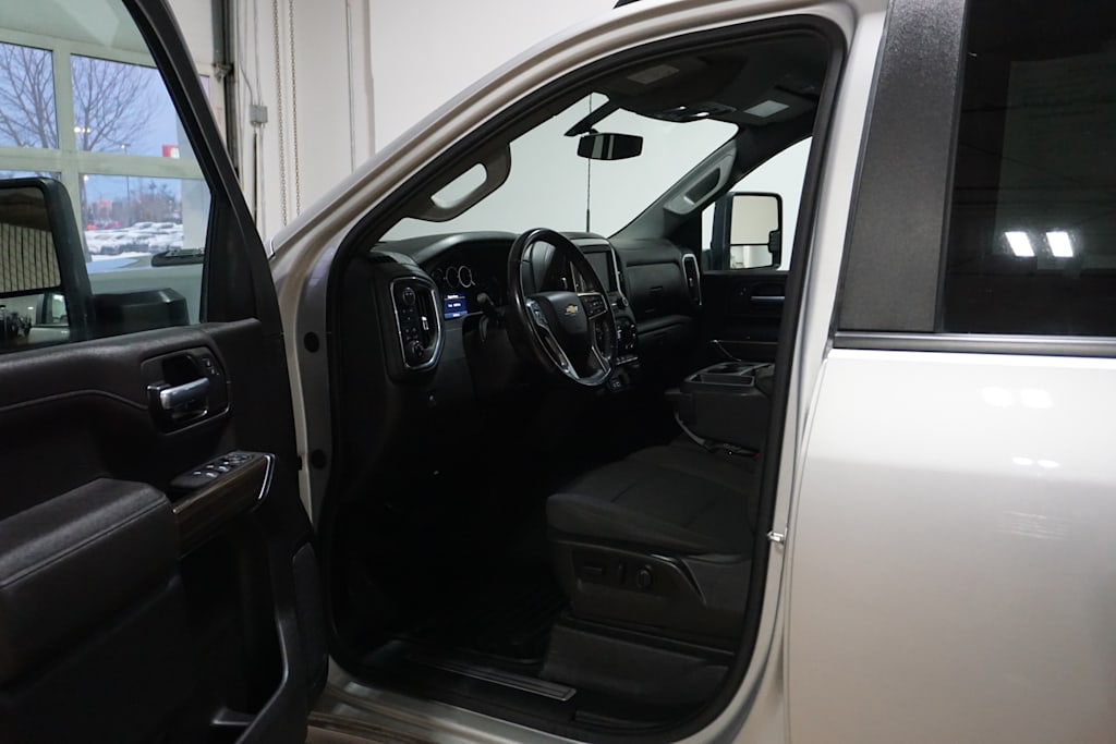 Thumbnail: 2022 Chevrolet Silverado 2500 - 17