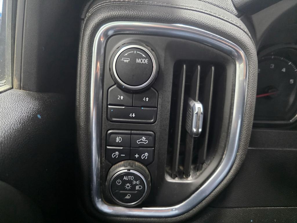 Thumbnail: 2022 Chevrolet Silverado 2500 - 28