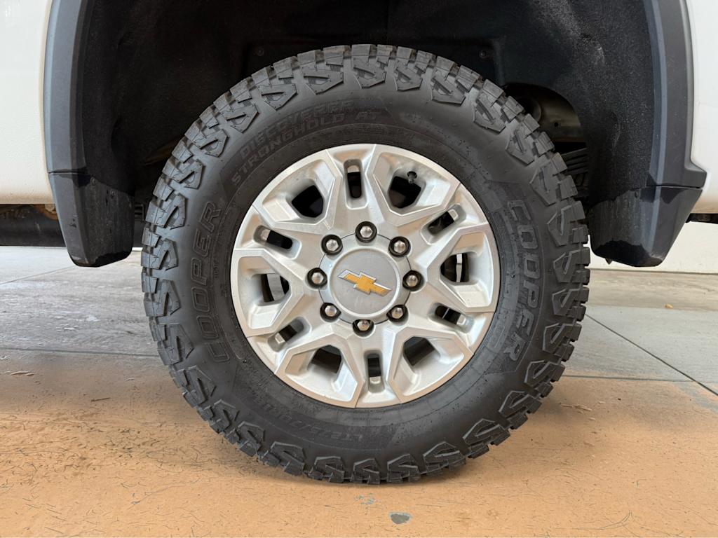Thumbnail: 2024 Chevrolet Silverado 2500 - 17