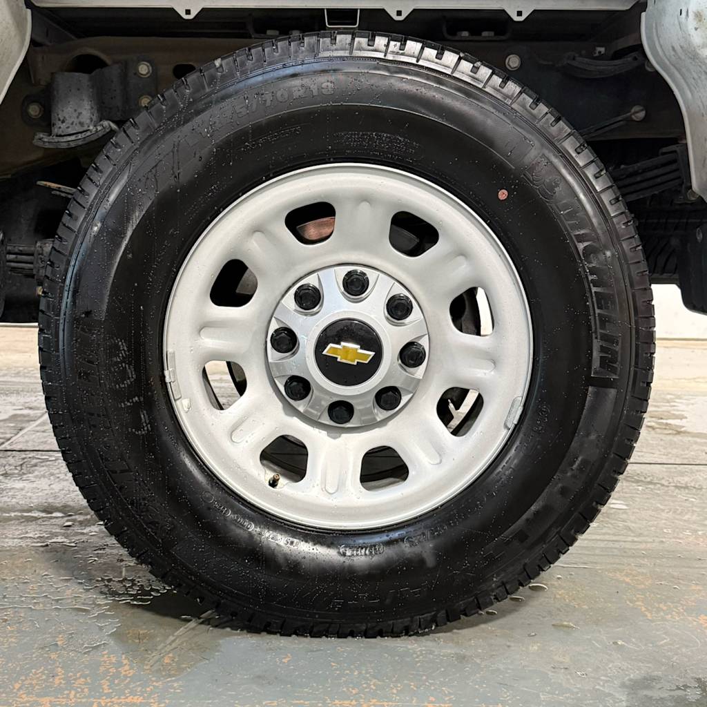 Thumbnail: 2024 Chevrolet Silverado 3500 - 18