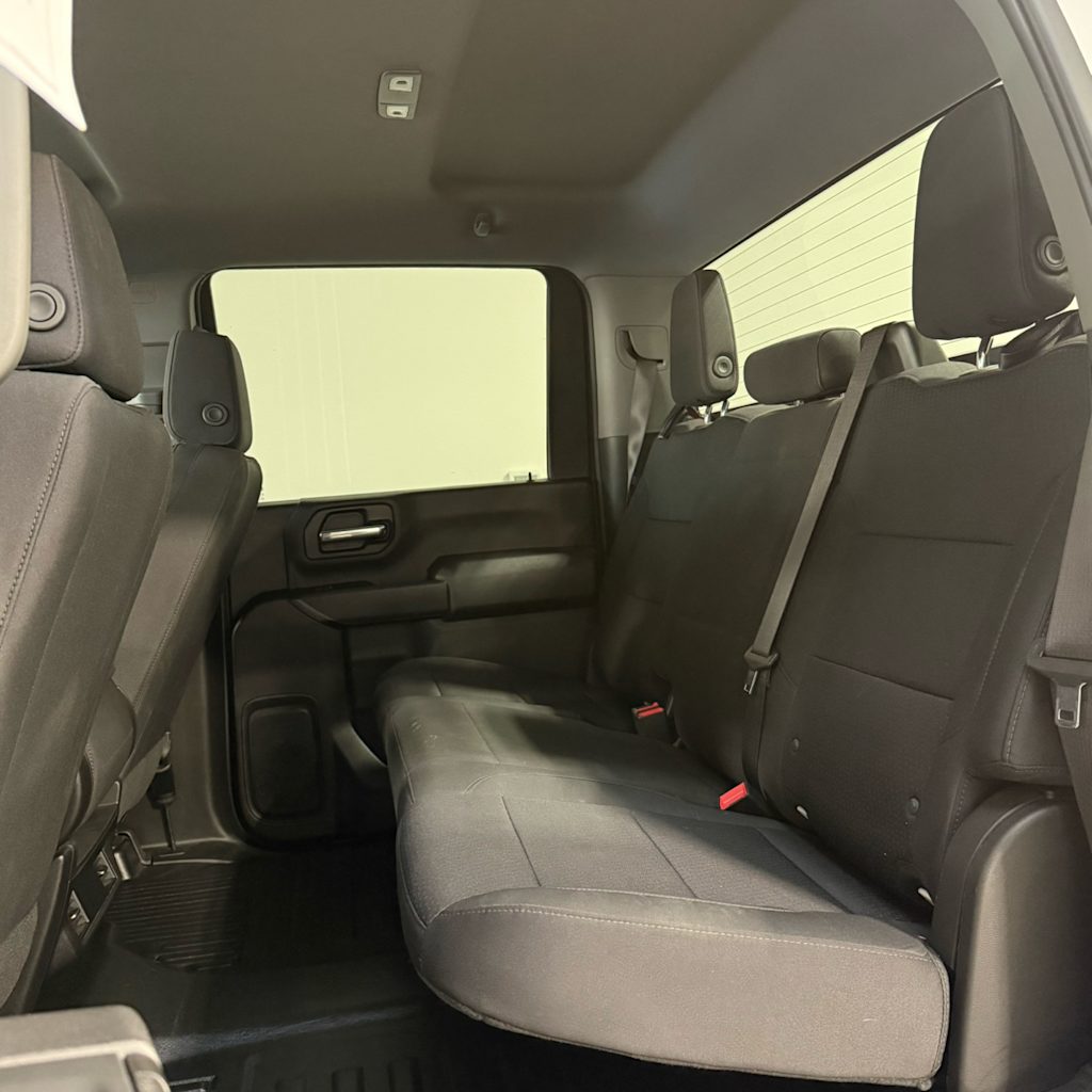 Thumbnail: 2024 Chevrolet Silverado 3500 - 10