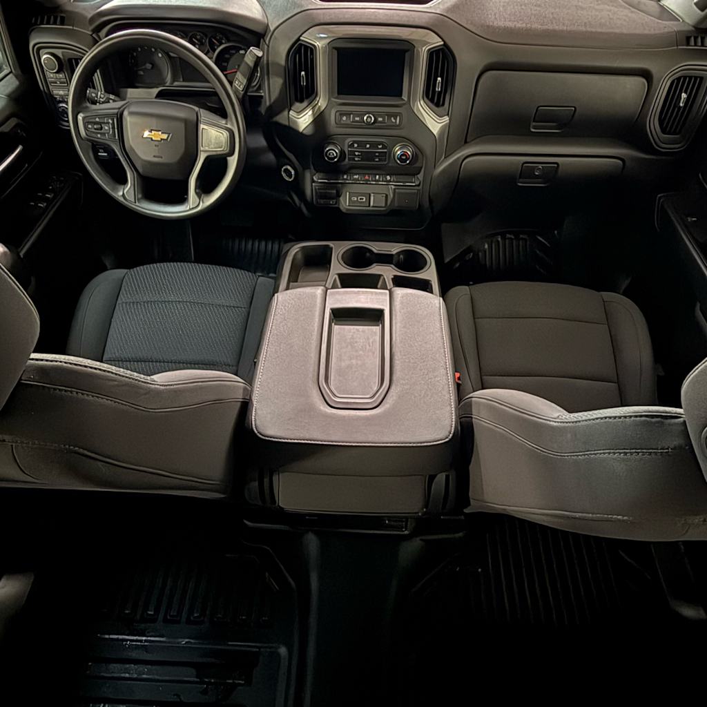 Thumbnail: 2024 Chevrolet Silverado 3500 - 2