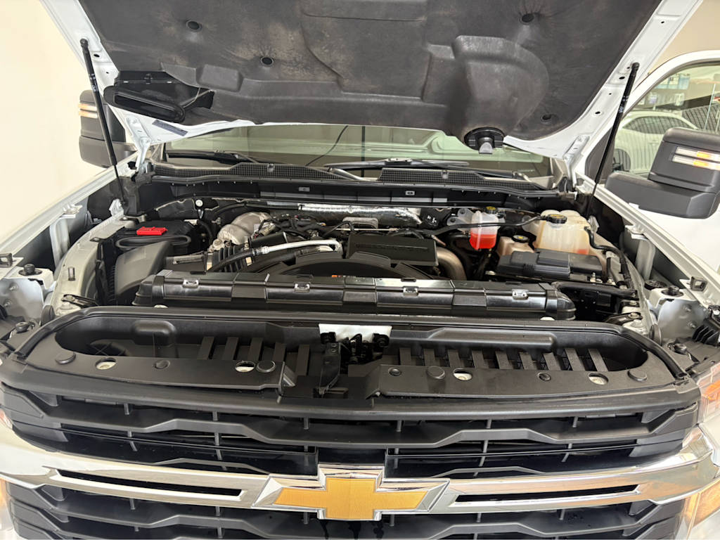 Thumbnail: 2024 Chevrolet Silverado 3500 - 6