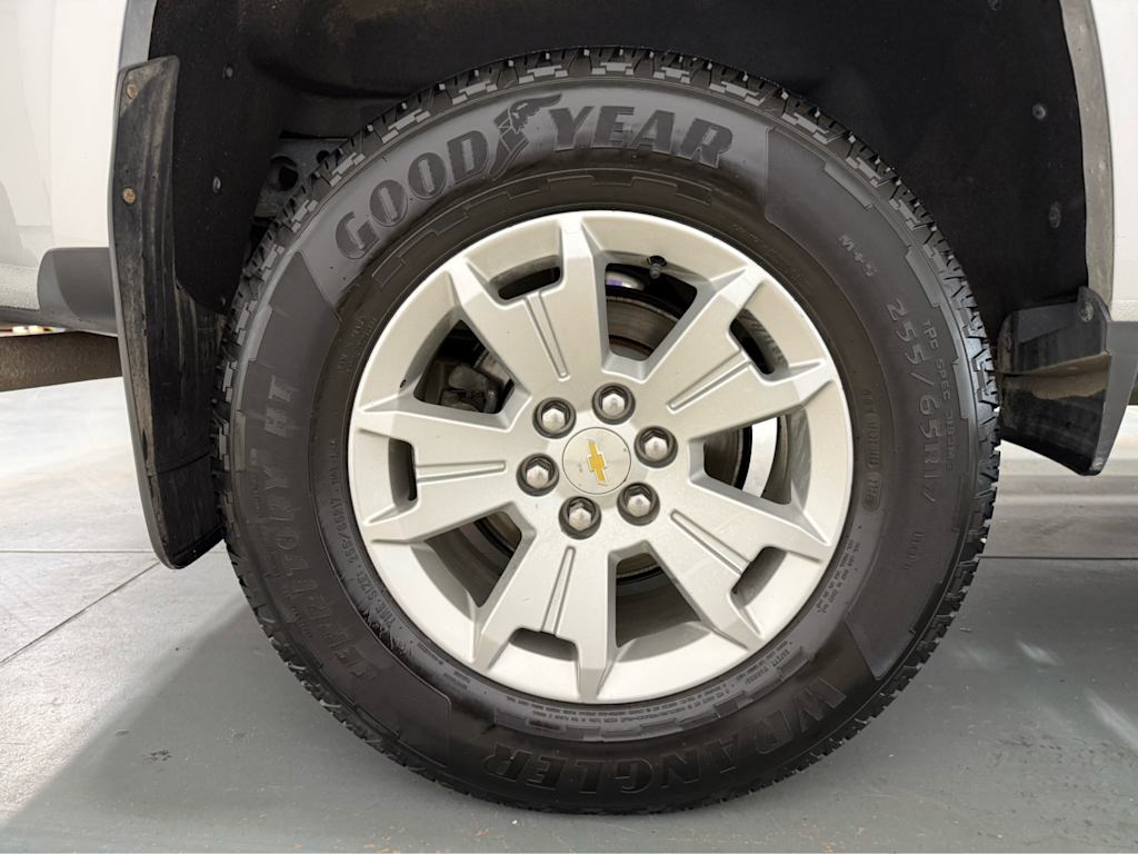 Thumbnail: 2019 Chevrolet Colorado - 17