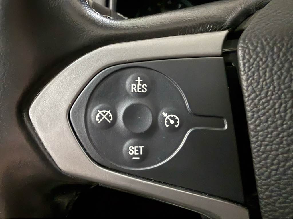 Thumbnail: 2019 Chevrolet Colorado - 22