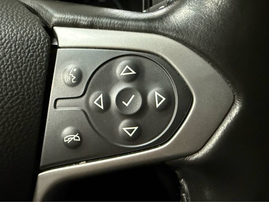 Thumbnail: 2019 Chevrolet Colorado - 23