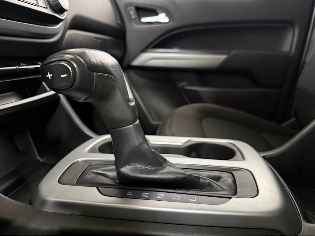 Thumbnail: 2019 Chevrolet Colorado - 26