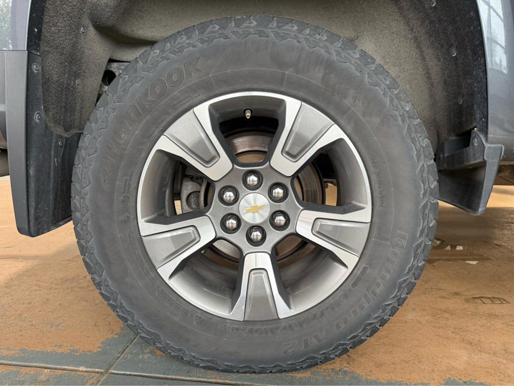 Thumbnail: 2017 Chevrolet Colorado - 18
