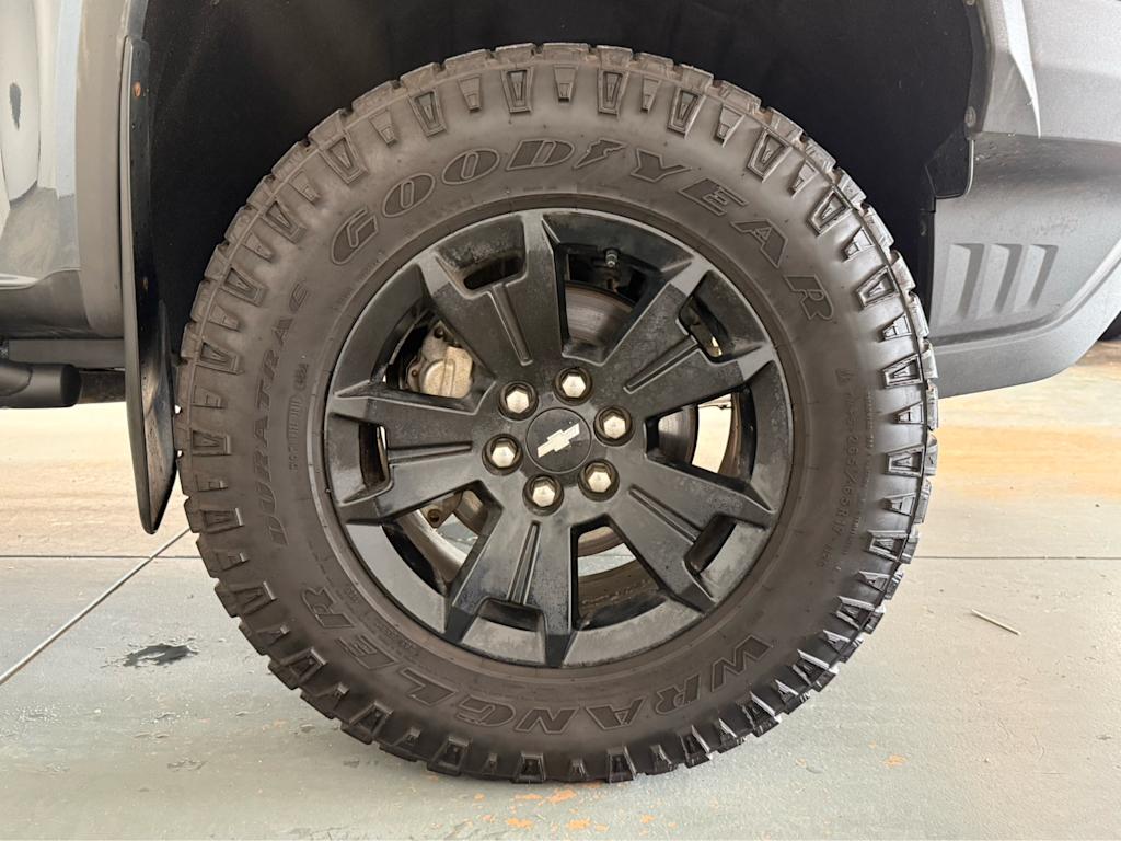 Thumbnail: 2019 Chevrolet Colorado - 18