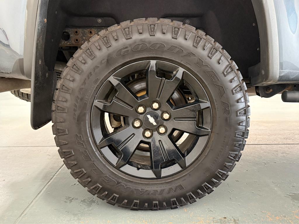 Thumbnail: 2019 Chevrolet Colorado - 17