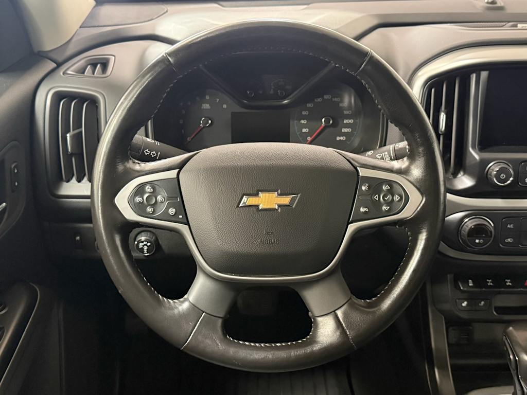 Thumbnail: 2022 Chevrolet Colorado - 8