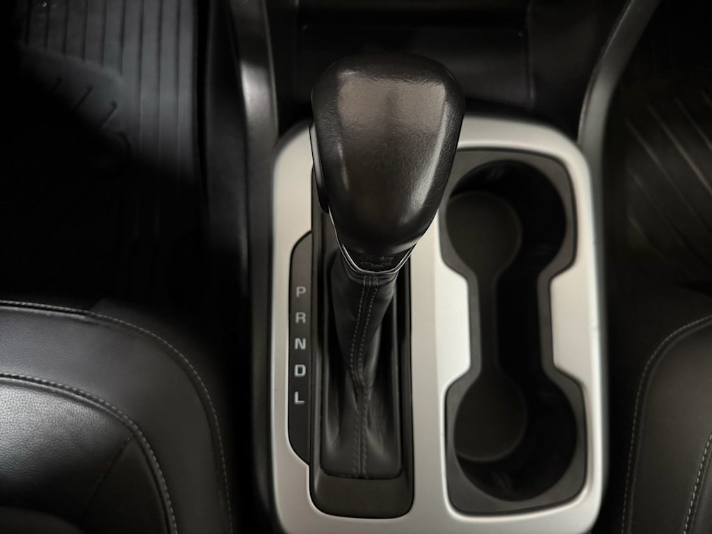 Thumbnail: 2022 Chevrolet Colorado - 12