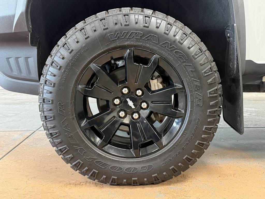 Thumbnail: 2020 Chevrolet Colorado - 6