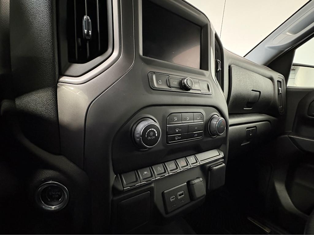 Thumbnail: 2023 Chevrolet Silverado 1500 - 12