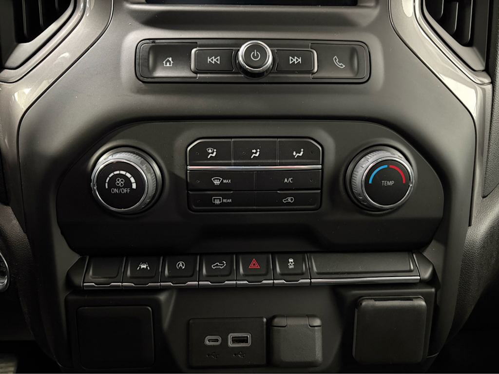 Thumbnail: 2023 Chevrolet Silverado 1500 - 25