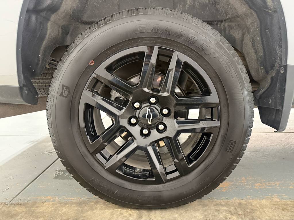 Thumbnail: 2024 Chevrolet Silverado 1500 - 18