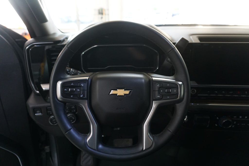 Thumbnail: 2023 Chevrolet Silverado 1500 - 2