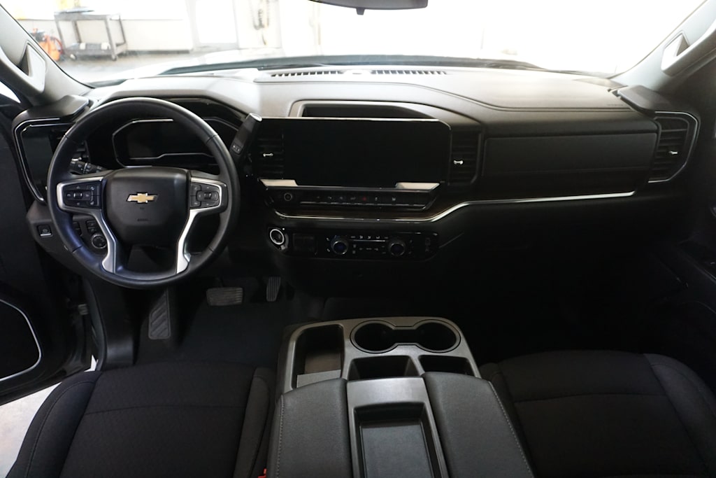 Thumbnail: 2023 Chevrolet Silverado 1500 - 8