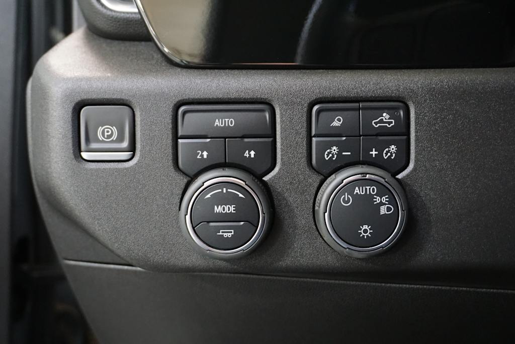 Thumbnail: 2023 Chevrolet Silverado 1500 - 25