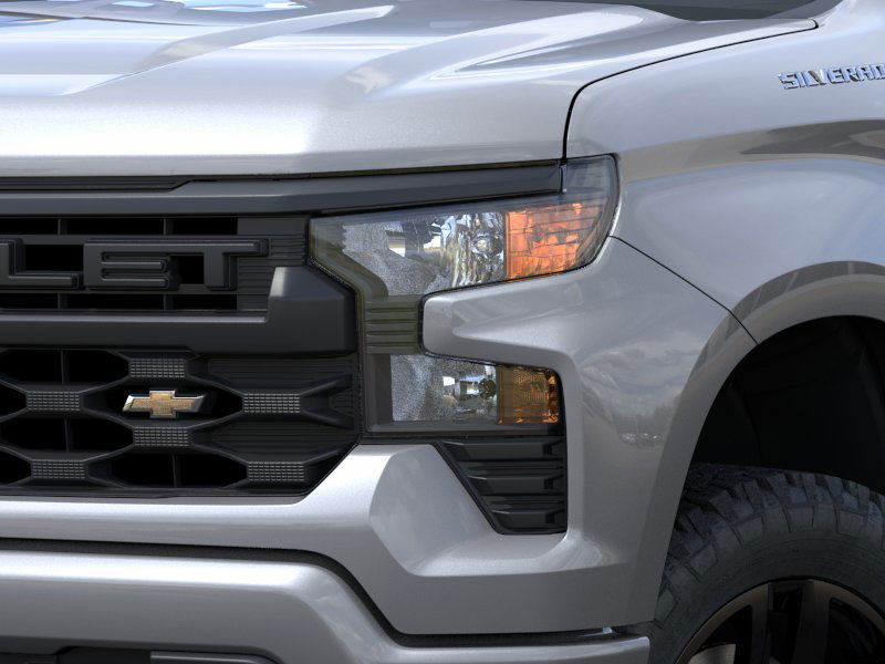 2025 Chevrolet Silverado 1500 Custom 18