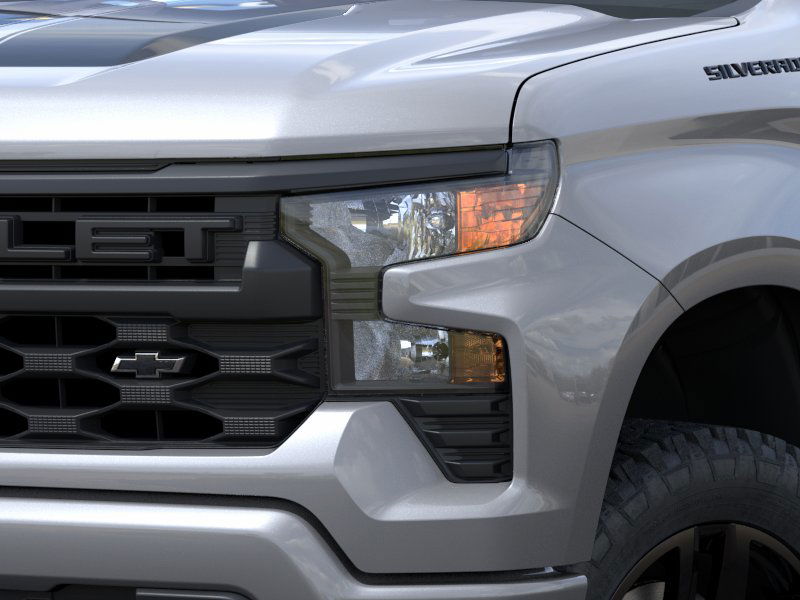 2025 Chevrolet Silverado 1500 Custom 18