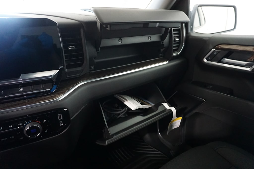 Thumbnail: 2025 Chevrolet Silverado 1500 - 20