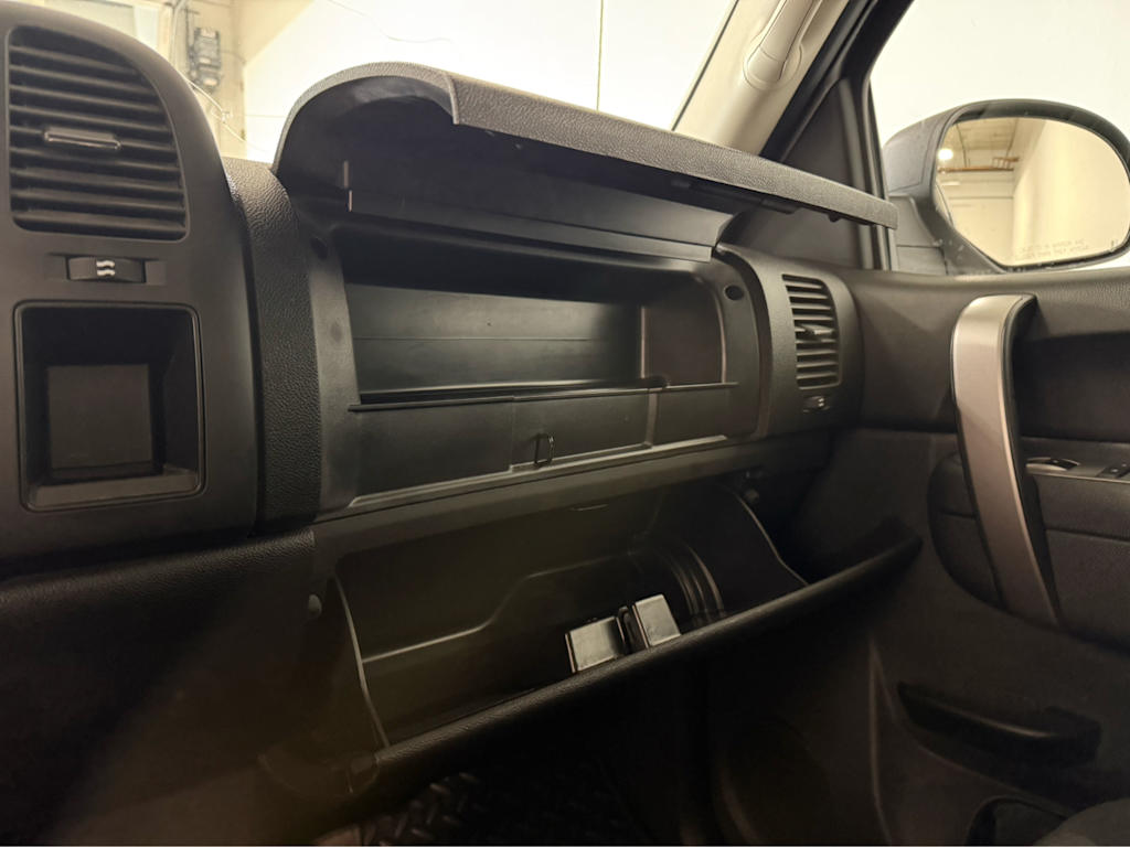 Thumbnail: 2012 Chevrolet Silverado 1500 - 25