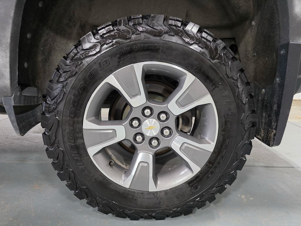 Thumbnail: 2017 Chevrolet Colorado - 18