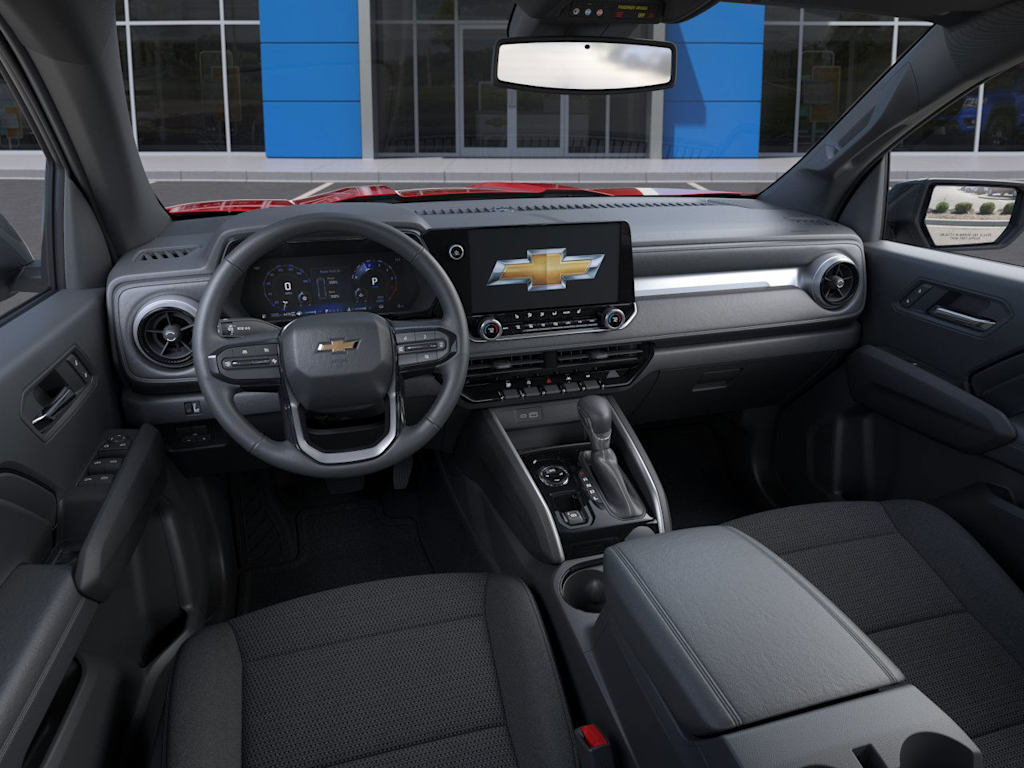 2024 Chevrolet Colorado LT 2