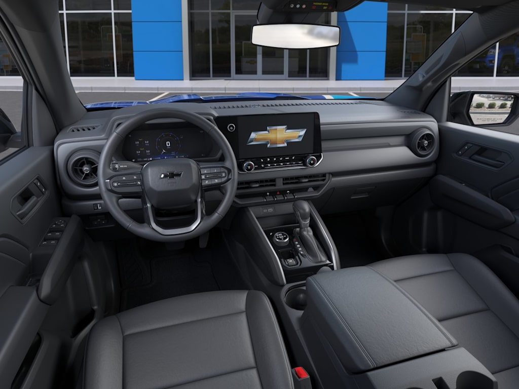 2026 Chevrolet Colorado Trail Boss - Photo 2