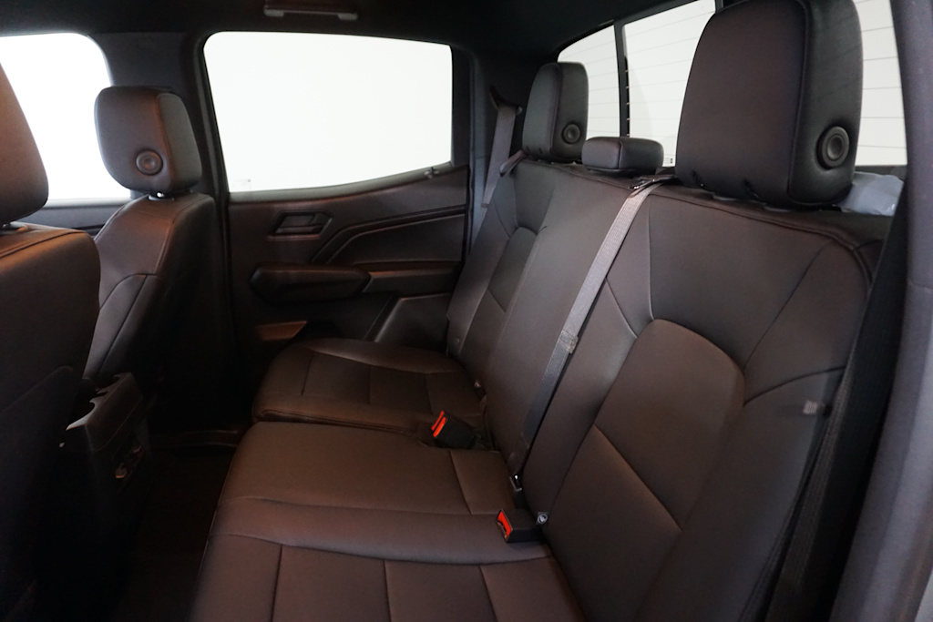 Thumbnail: 2024 Chevrolet Colorado - 9