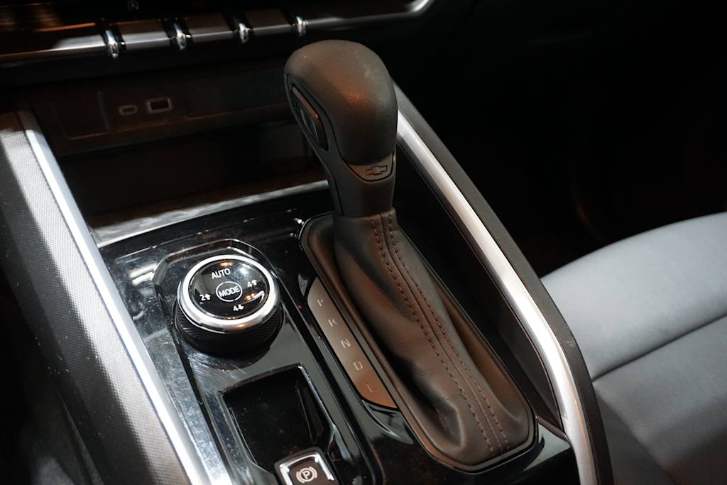 Thumbnail: 2024 Chevrolet Colorado - 22