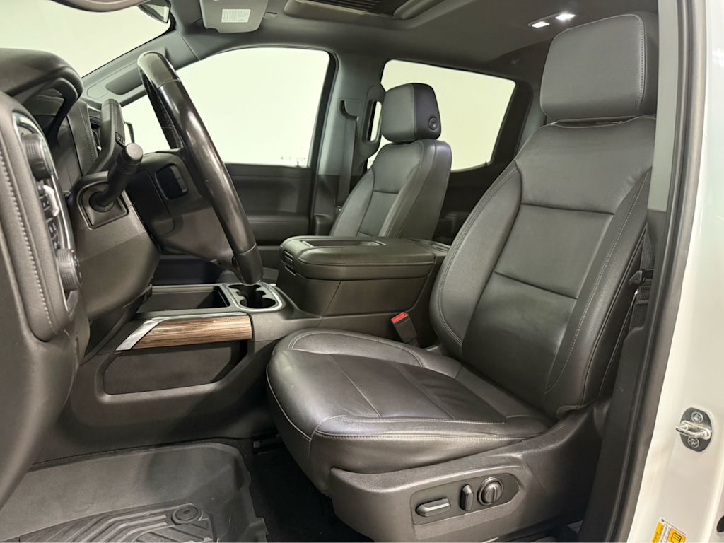 Thumbnail: 2022 Chevrolet Silverado 1500 - 8