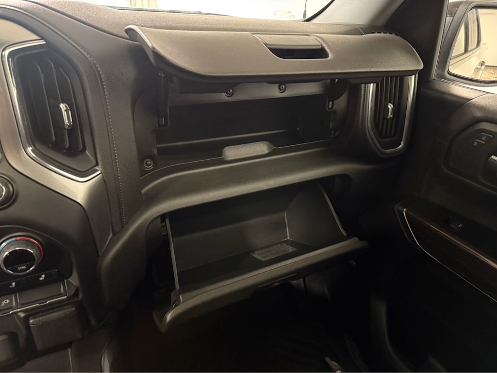 Thumbnail: 2022 Chevrolet Silverado 1500 - 23