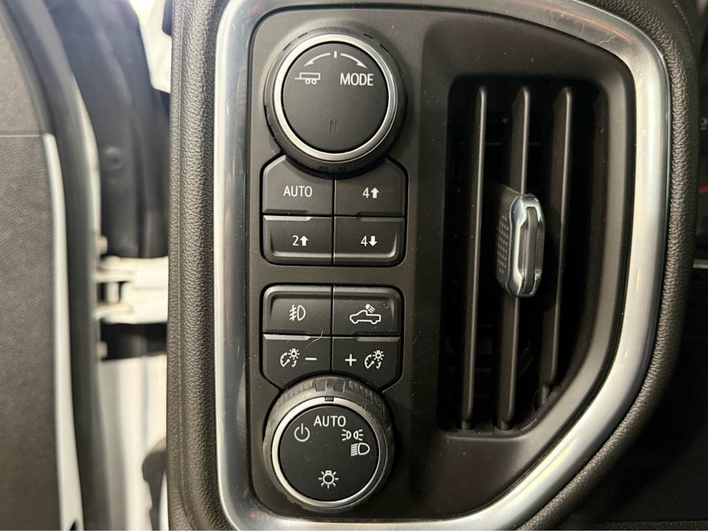 Thumbnail: 2022 Chevrolet Silverado 1500 - 26