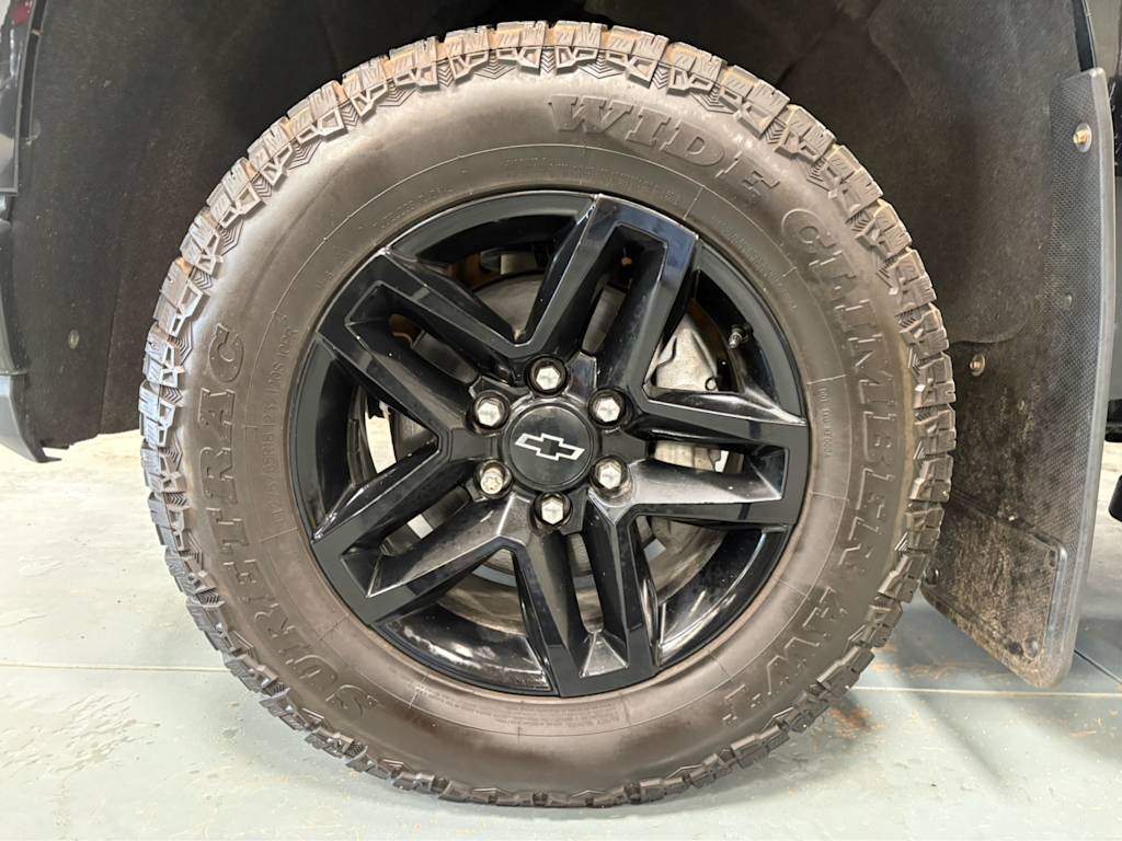 Thumbnail: 2021 Chevrolet Silverado 1500 - 19