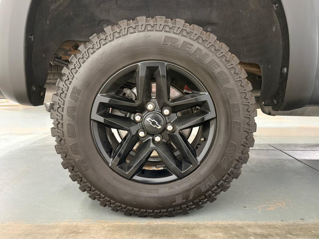 Thumbnail: 2022 Chevrolet Silverado 1500 - 18