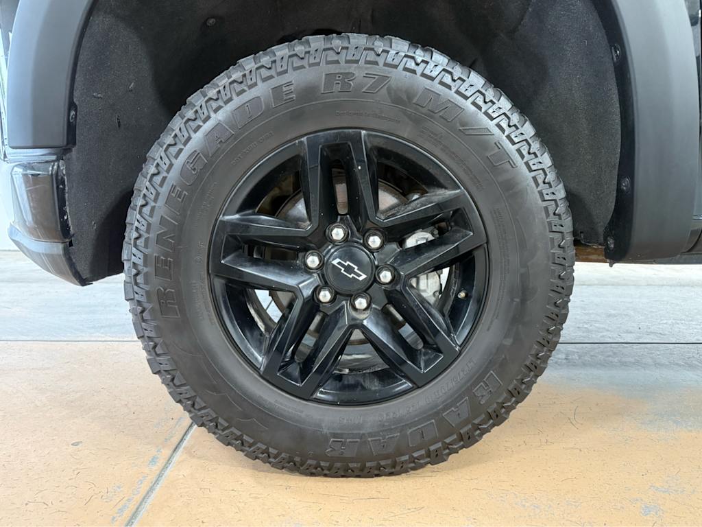 Thumbnail: 2022 Chevrolet Silverado 1500 - 6
