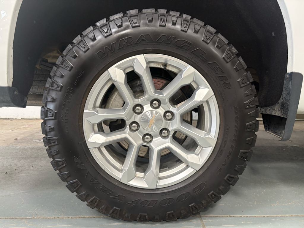 Thumbnail: 2022 Chevrolet Silverado 1500 - 18
