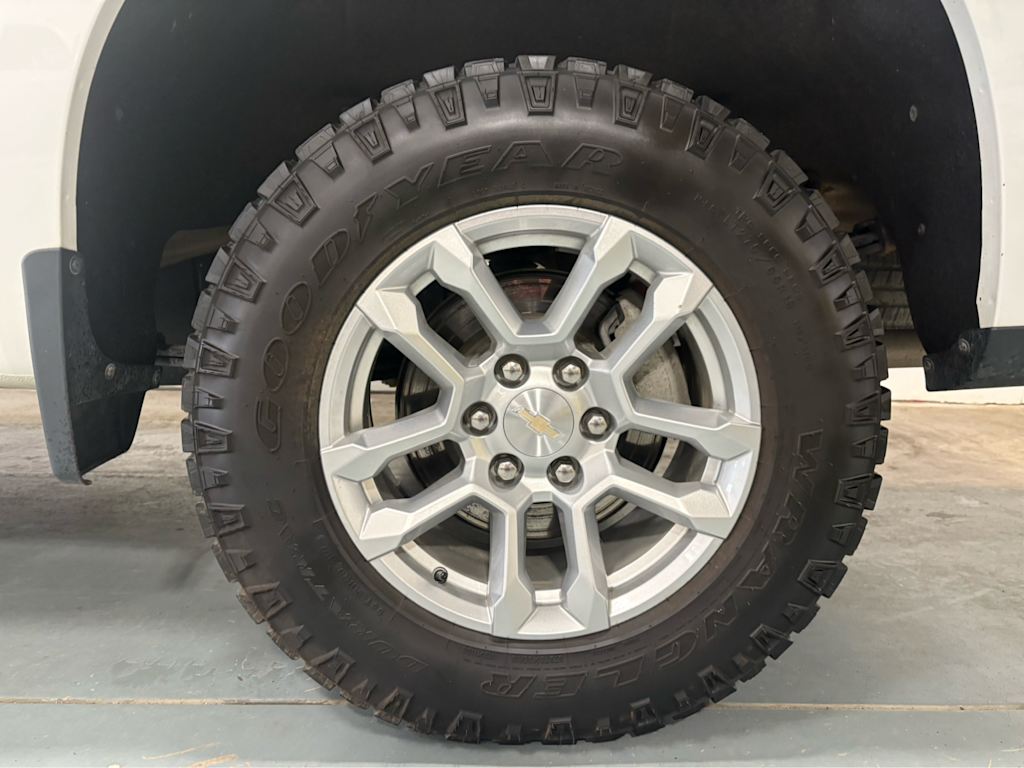 Thumbnail: 2022 Chevrolet Silverado 1500 - 19