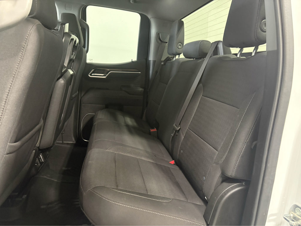 Thumbnail: 2022 Chevrolet Silverado 1500 - 11