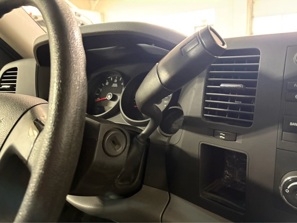 Thumbnail: 2013 Chevrolet Silverado 1500 - 12