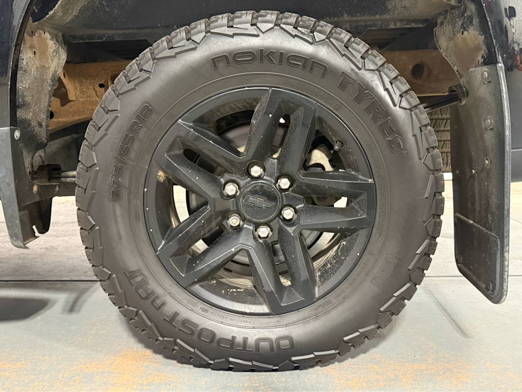Thumbnail: 2020 Chevrolet Silverado 1500 - 17