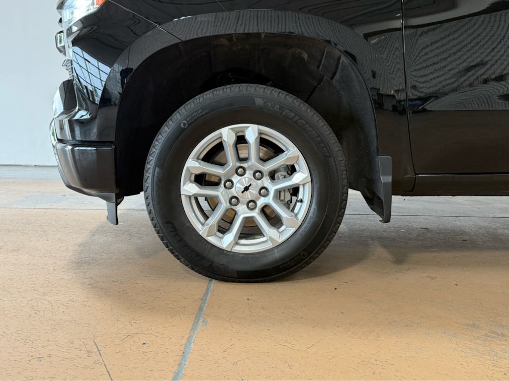 Thumbnail: 2024 Chevrolet Silverado 1500 - 20