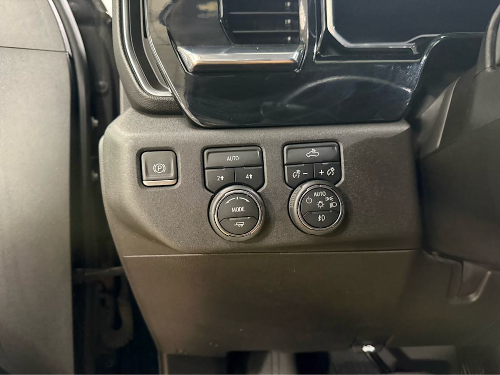 Thumbnail: 2024 Chevrolet Silverado 1500 - 27